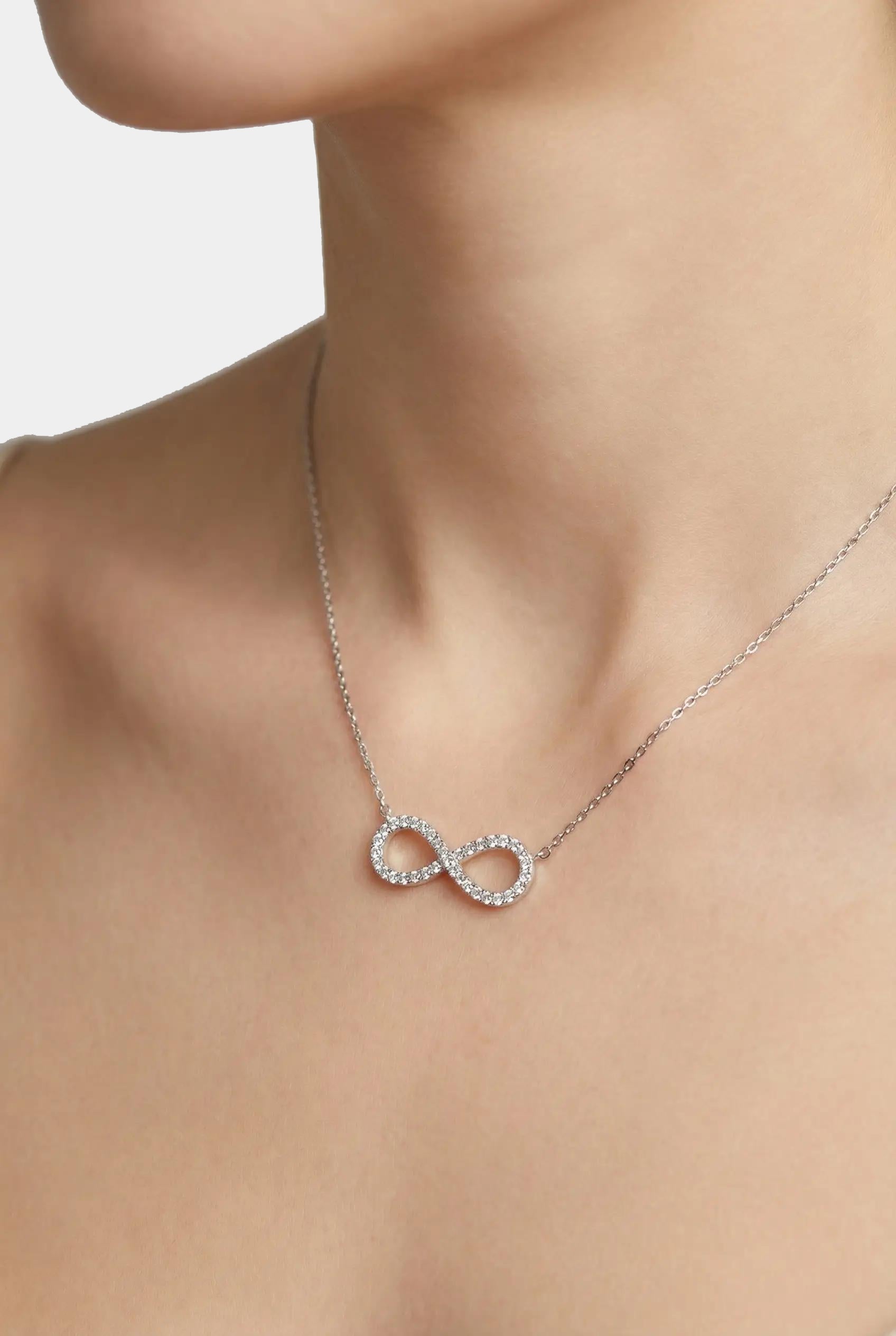 Сребърно колие - Infinity Sparkle