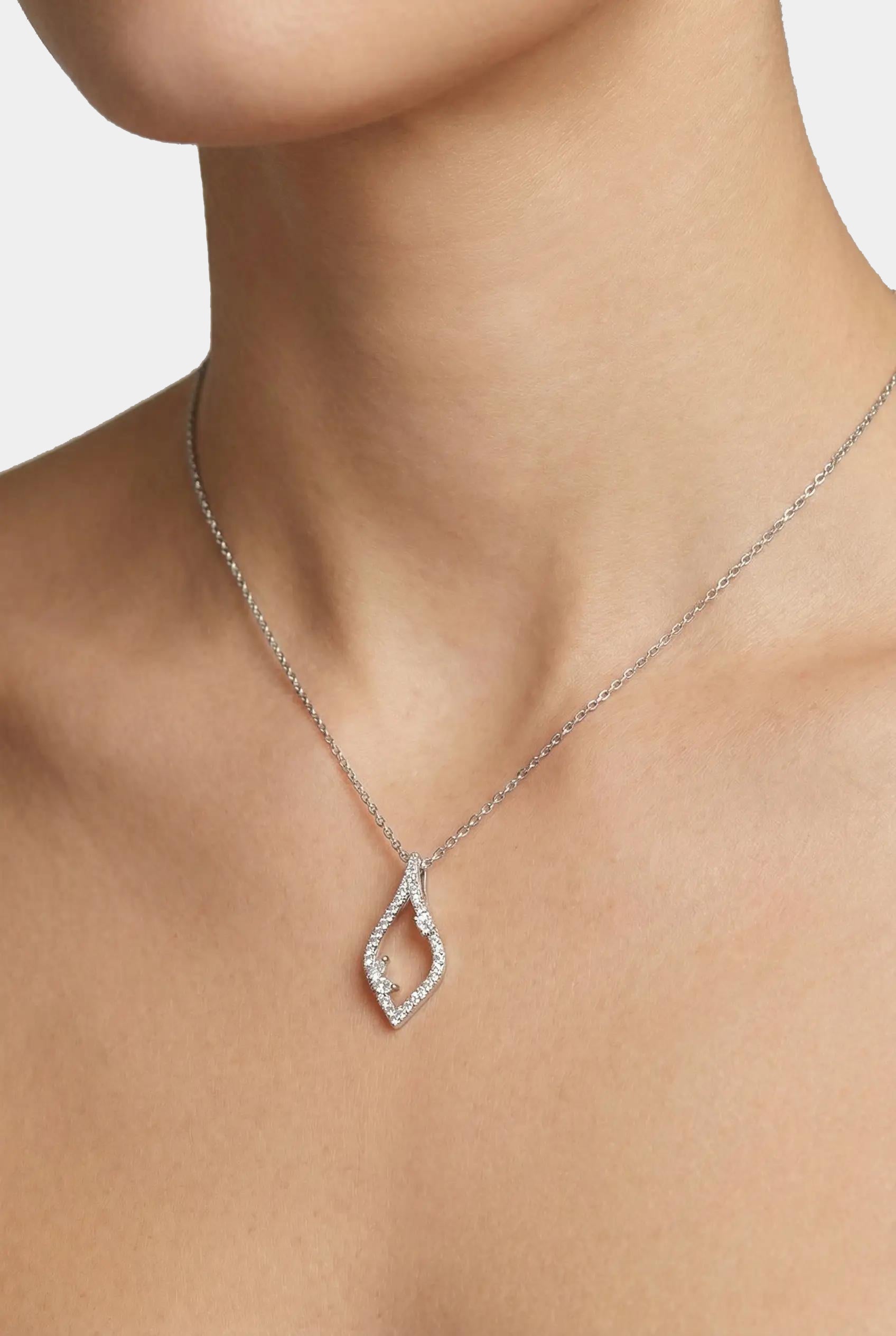 Сребърно колие - Сребърен лист