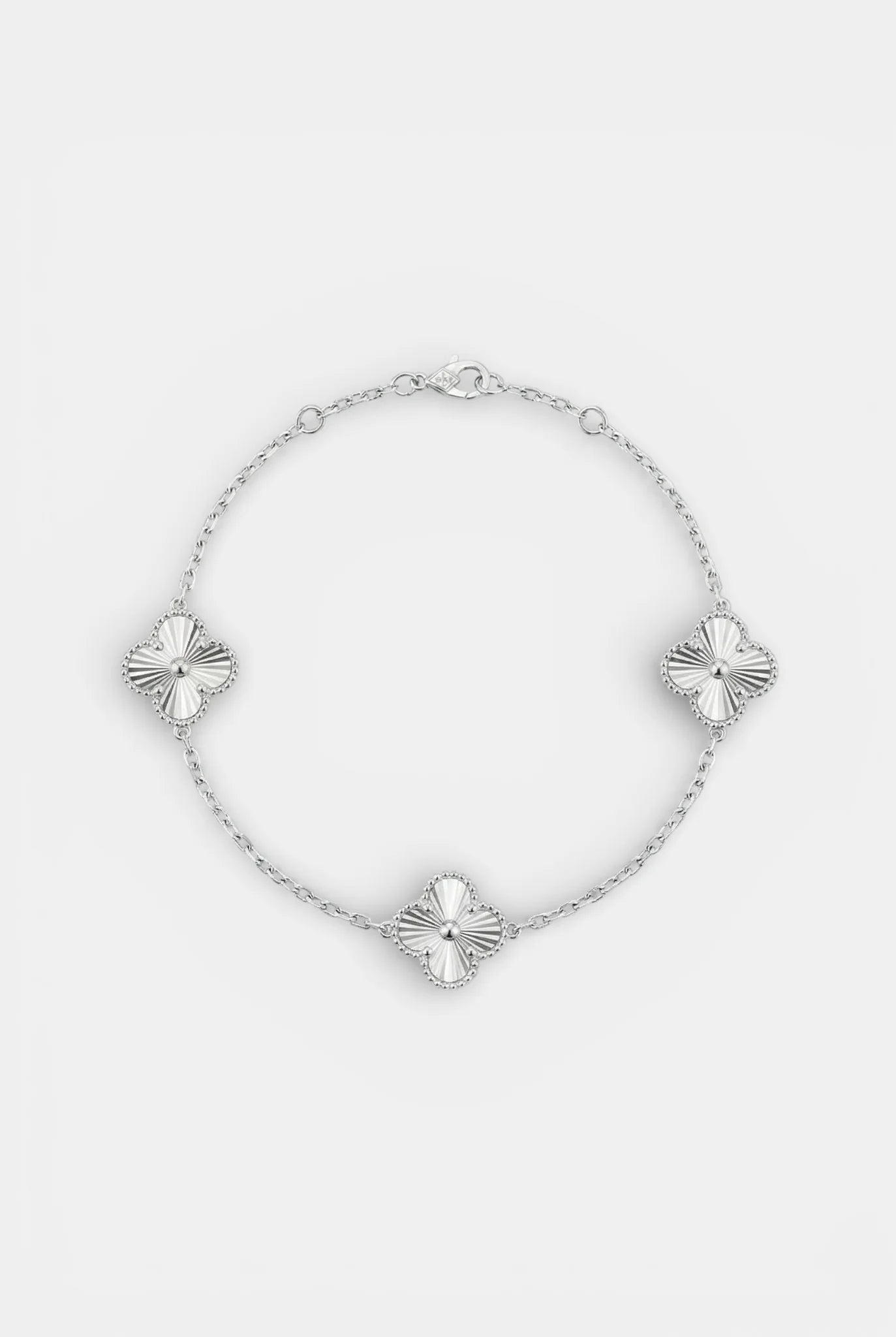 Сребърна гривна - Детелини