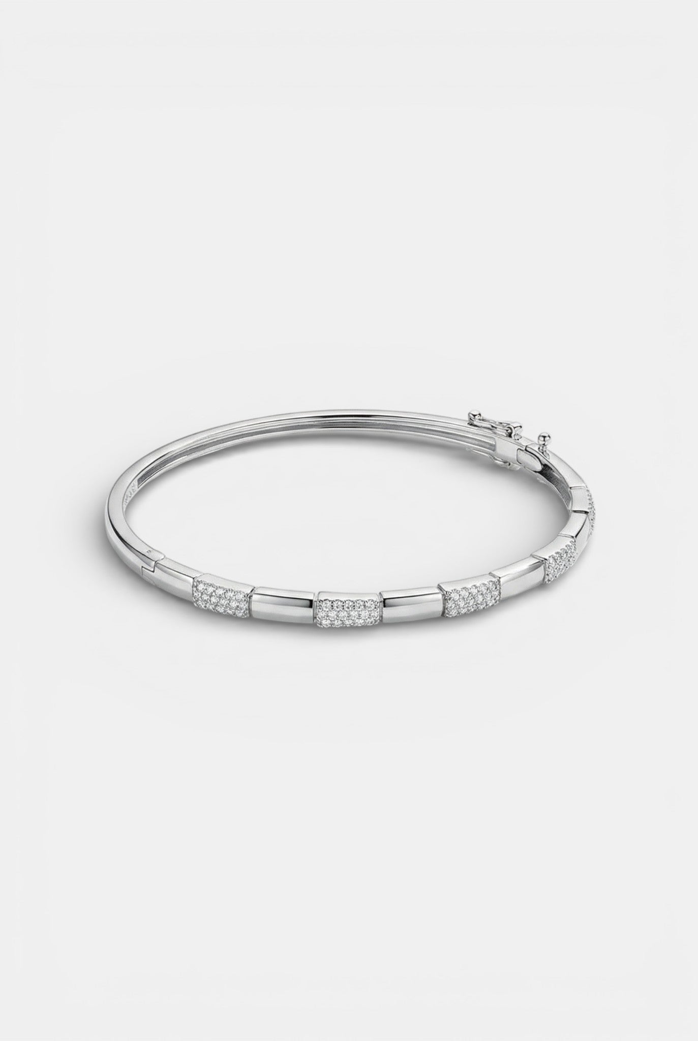 Сребърна гривна – Тimeless Блясък