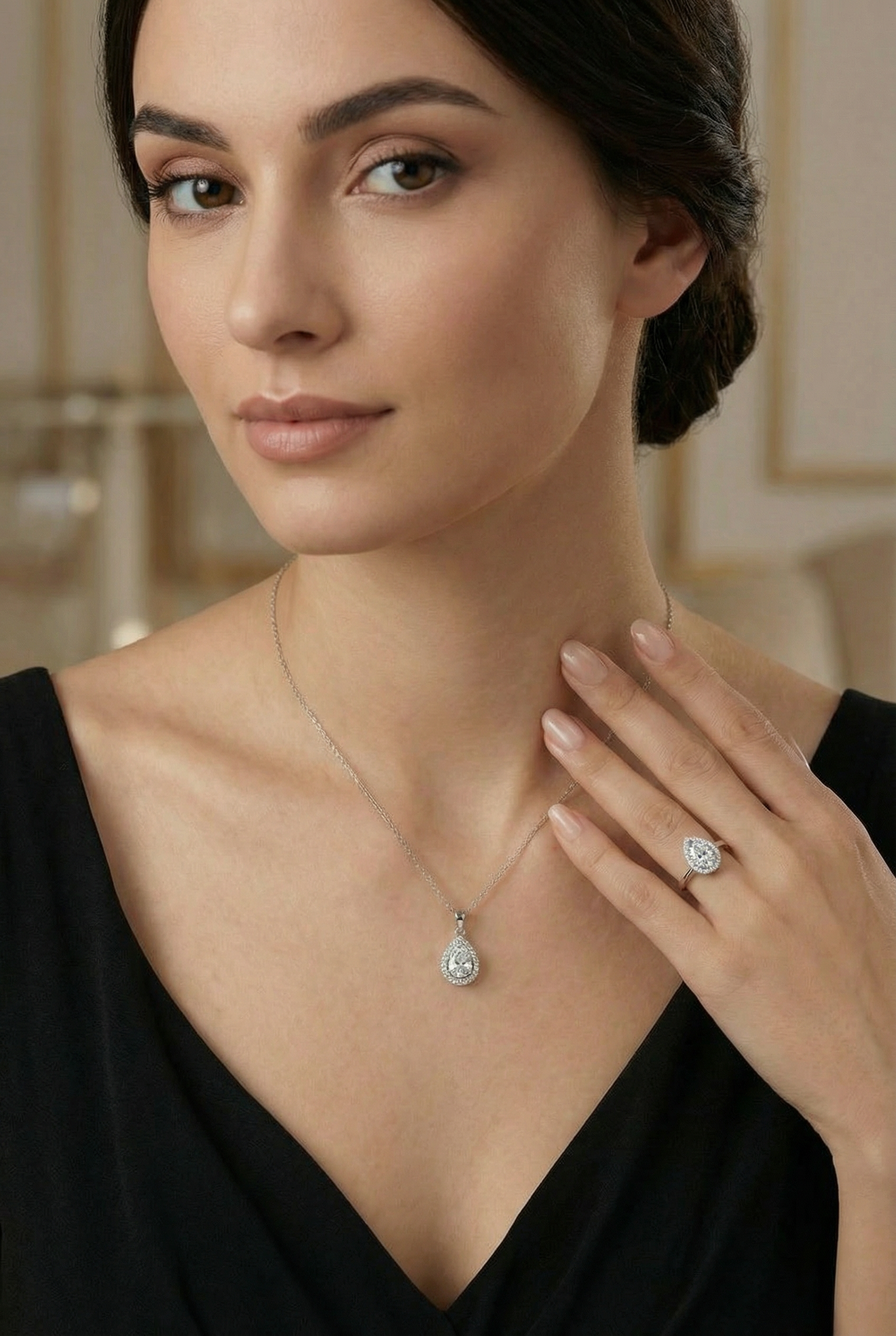 Pure Elegance Drop Set