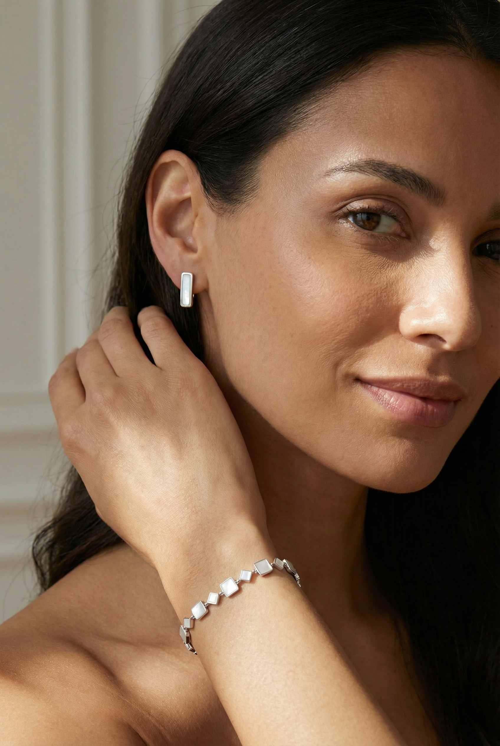 Luminous Shell Elegance Set