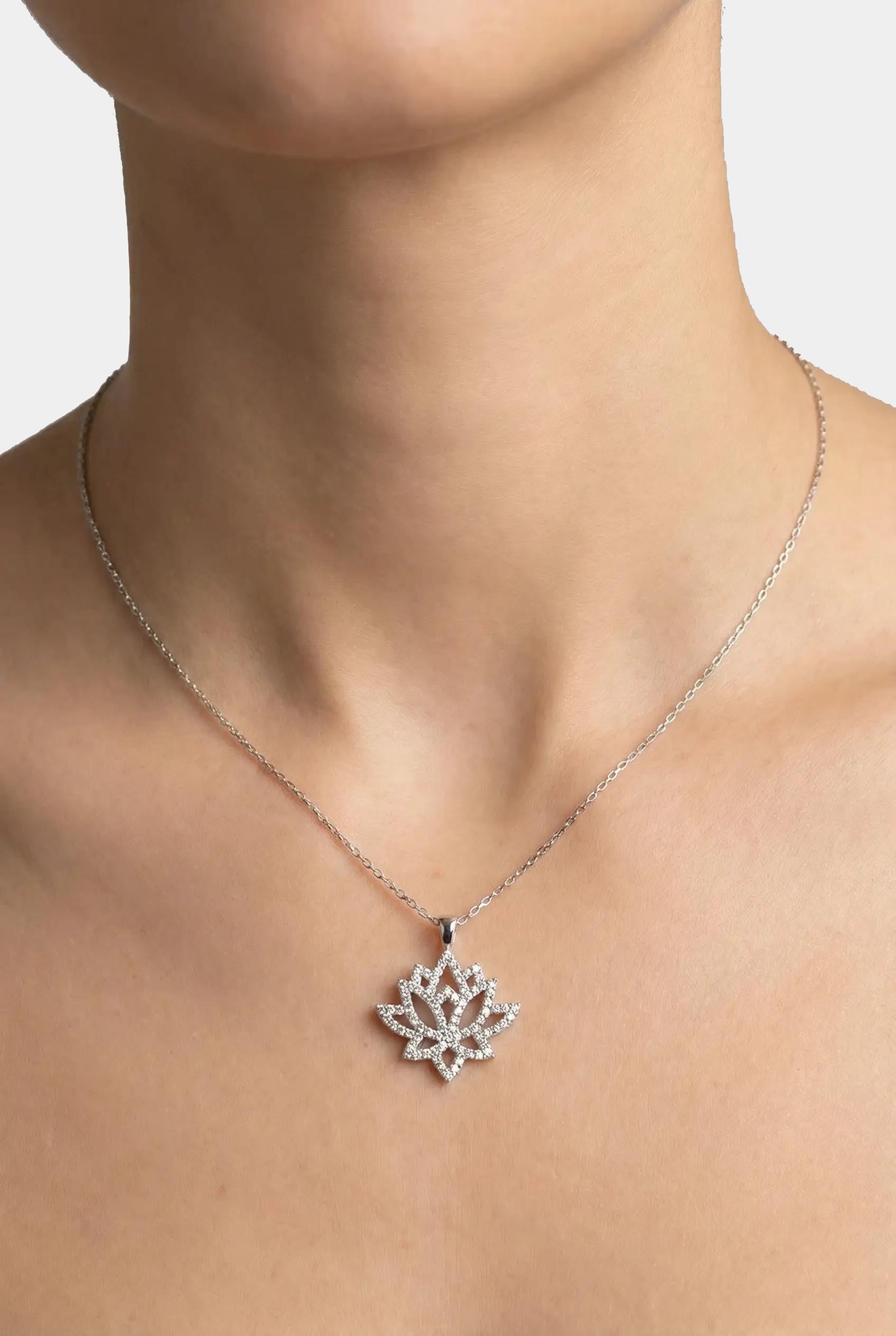 Сребърно колие - Сребърен Лотос