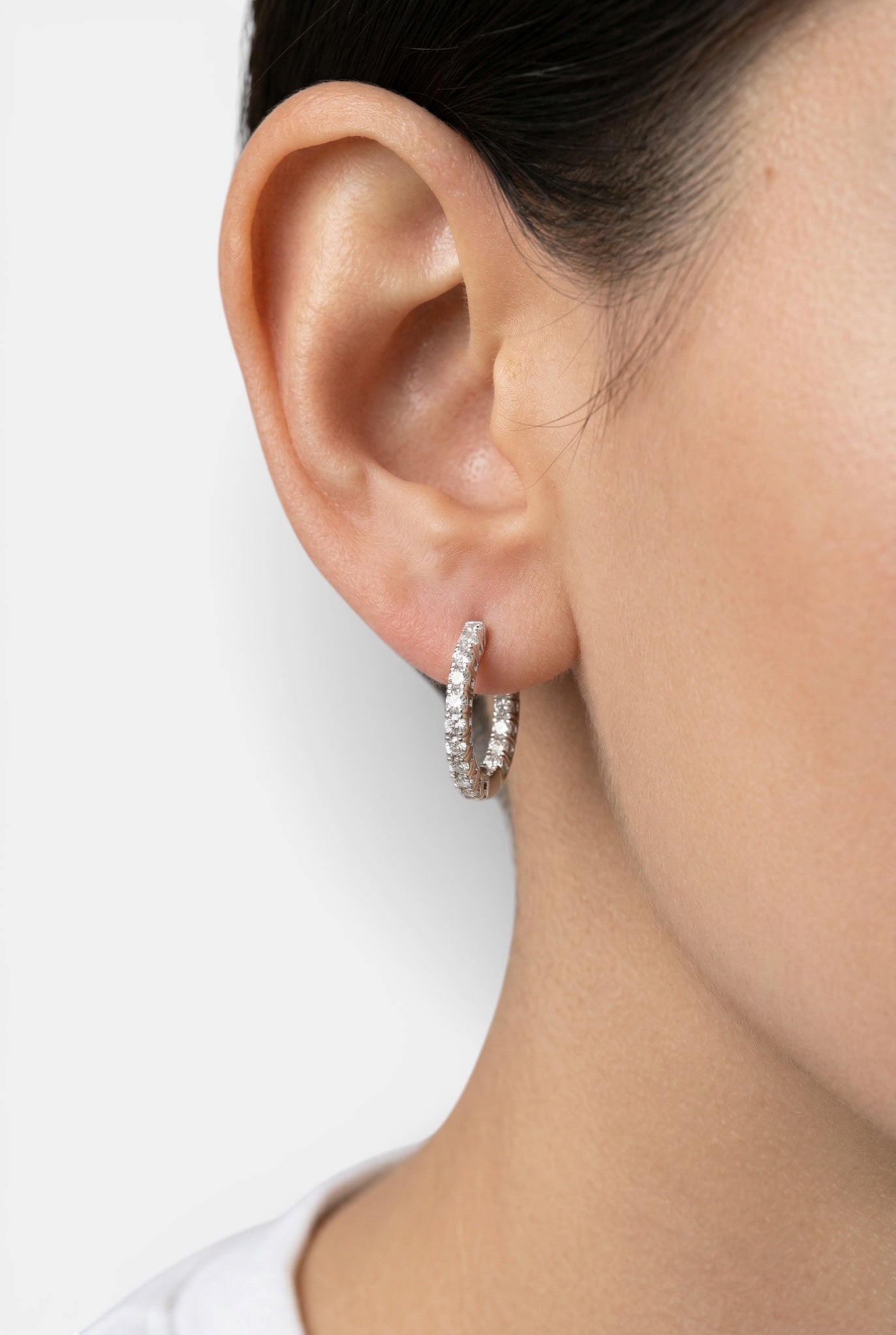 Сребърни обеци – Чиста Елегантност