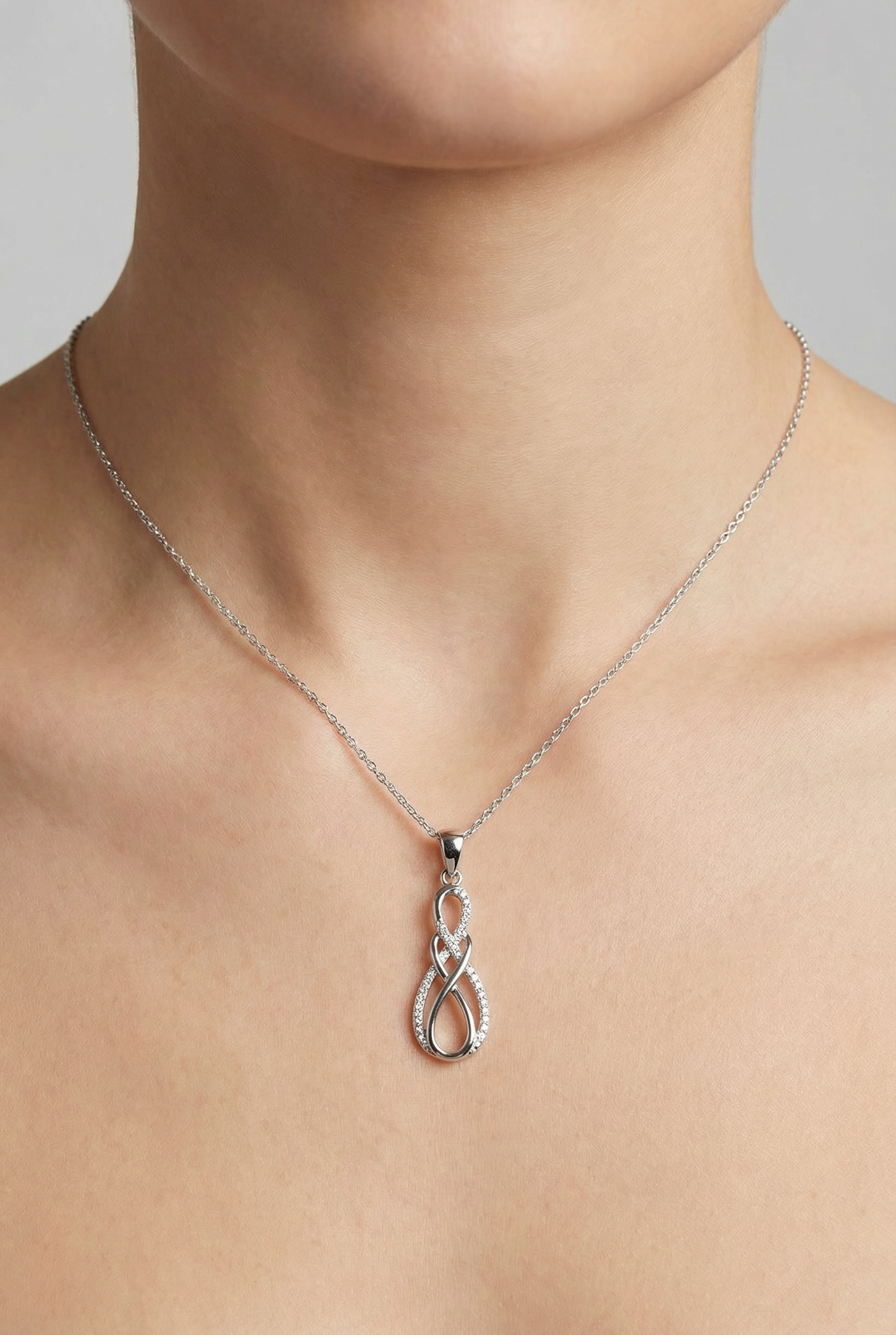 Сребърно колие - Нежна безкрайност