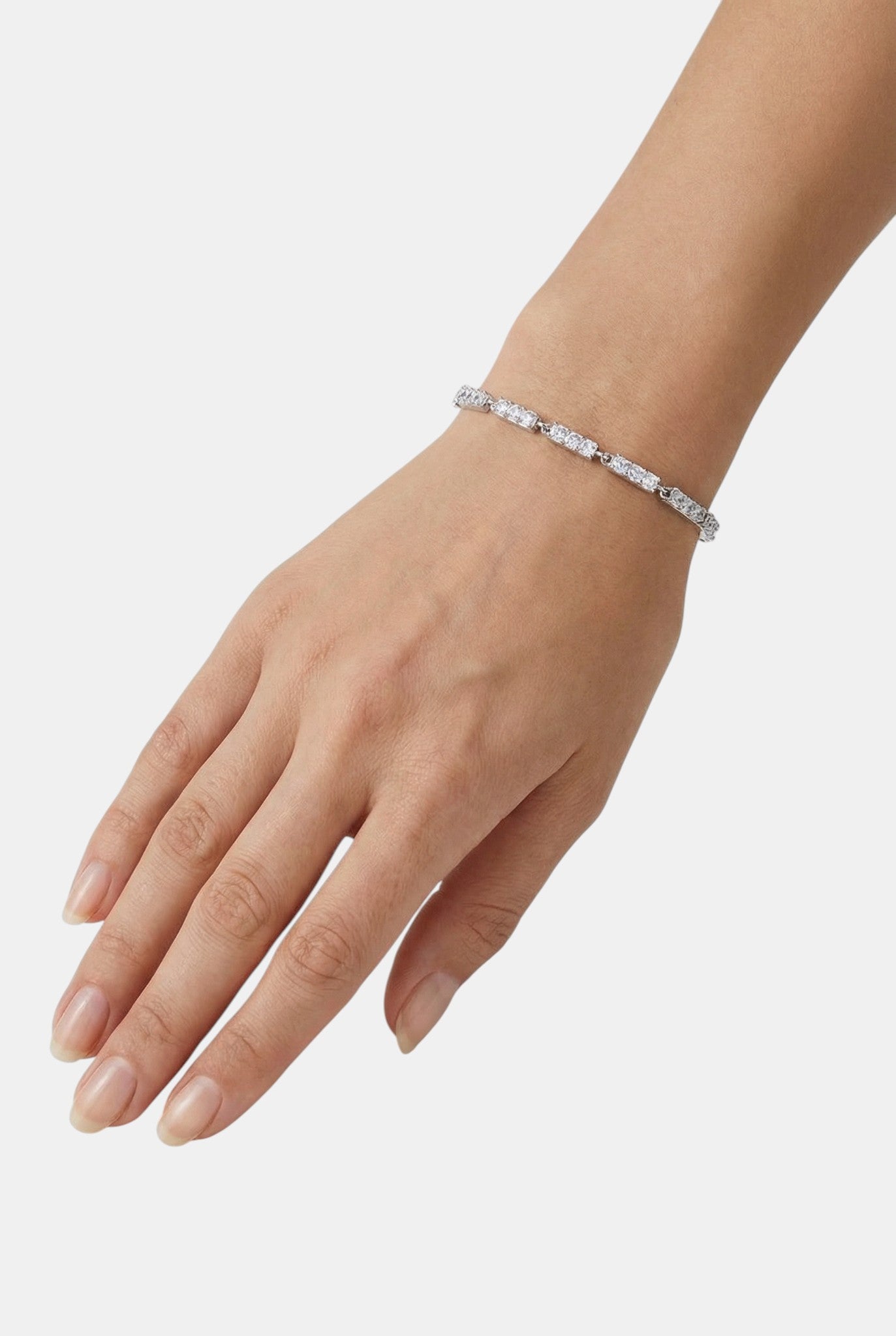 Сребърна гривна – Кристален Ритъм