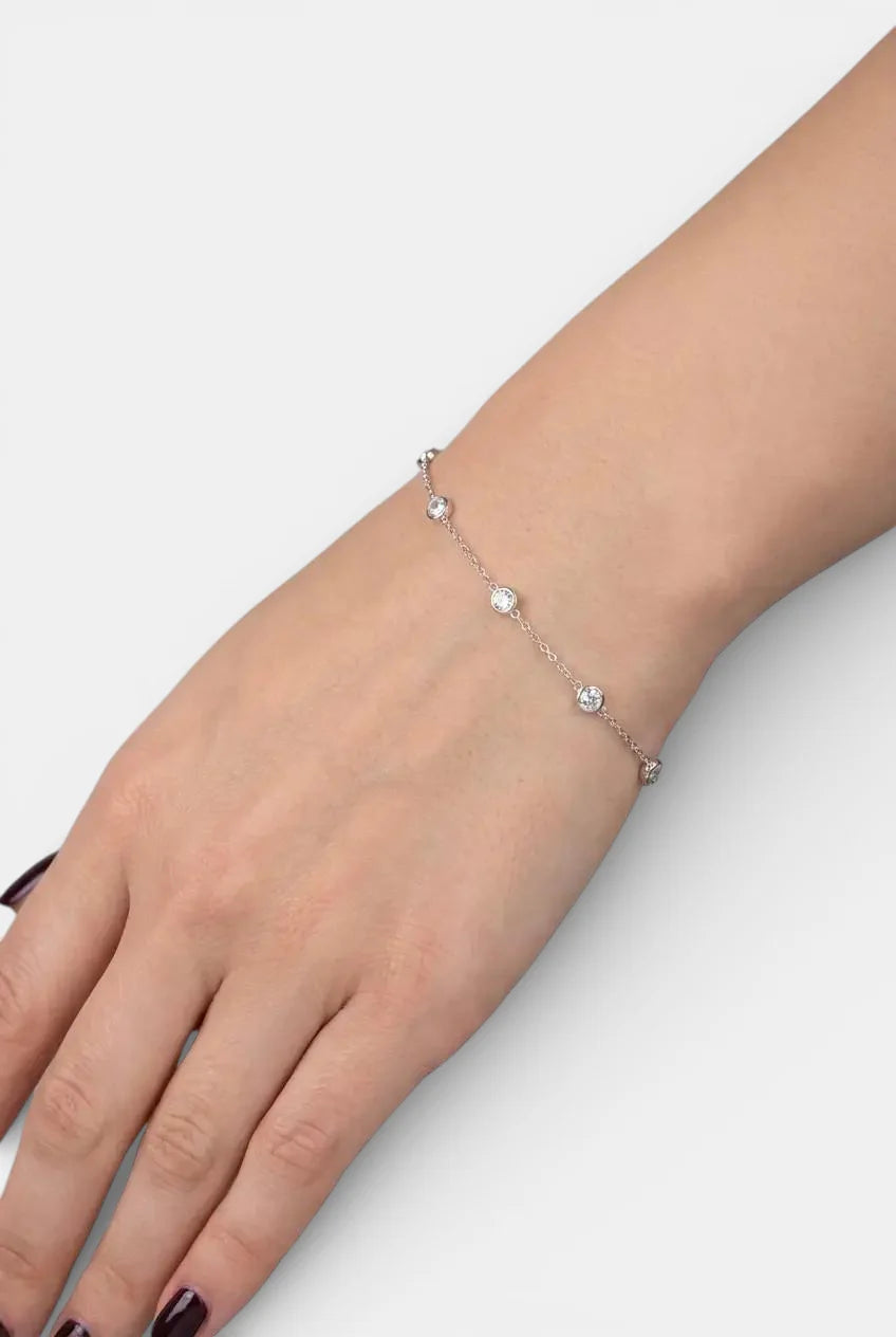 Сребърна гривна - Нежен блясък