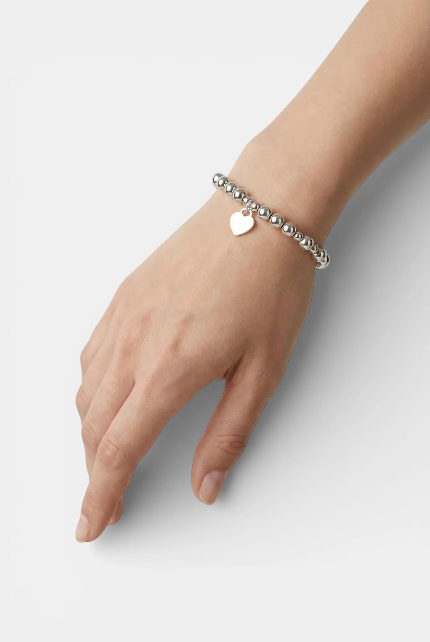 Сребърна гривна – Нежно сърце