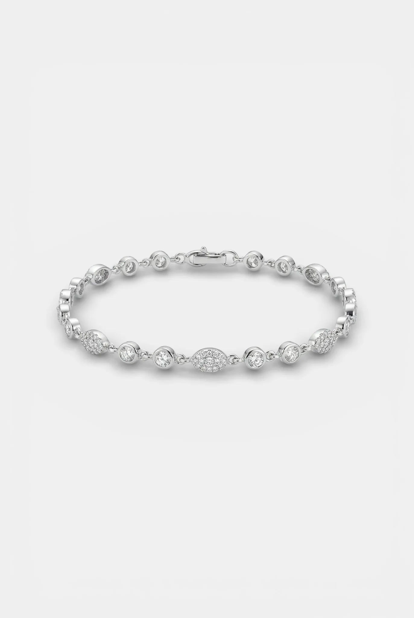 Сребърна гривна – Кристална линия